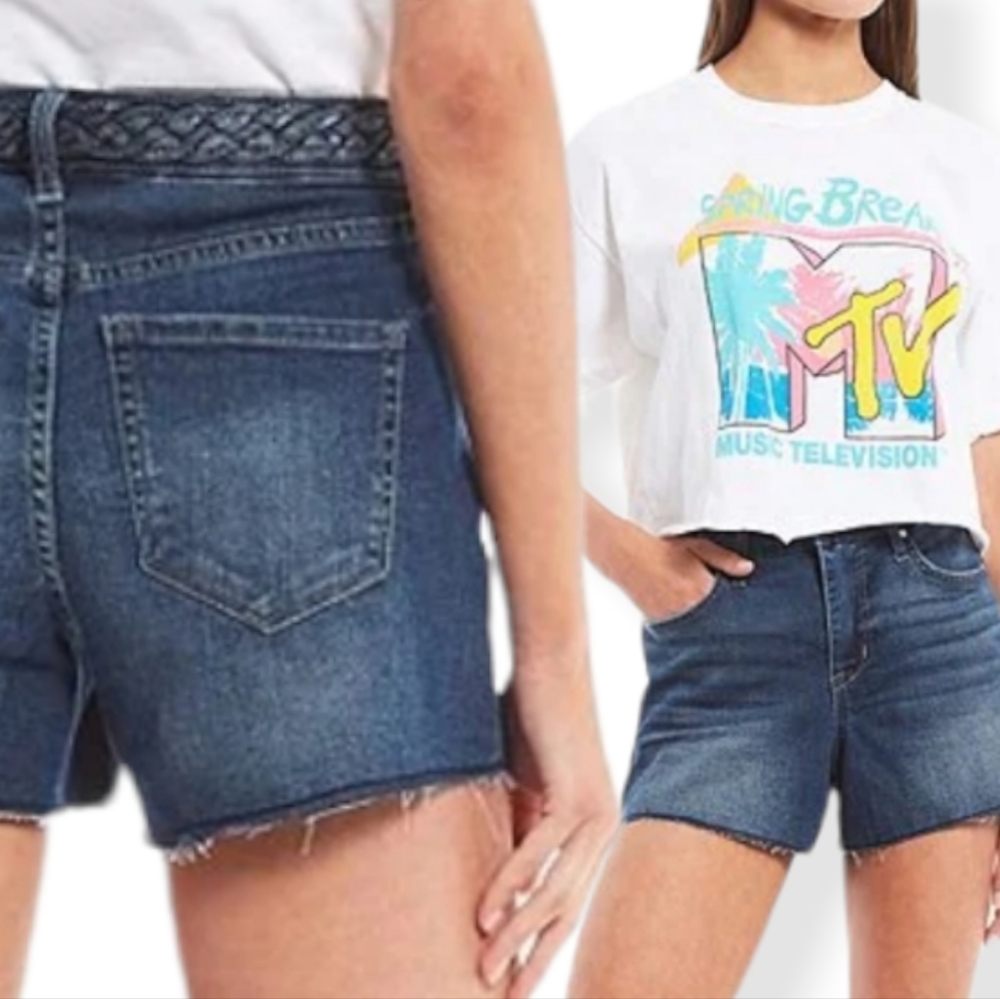 Frayed◾️High-Rise Braid Denim Shorts, with Frayed hem, Size 28, NWT